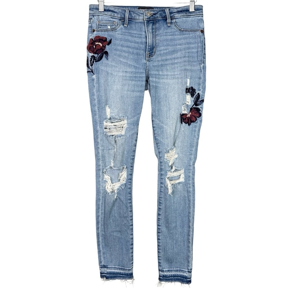 Abercrombie & Fitch Harper Skinny Jeans Womens 27R Floral Embroidered Distressed